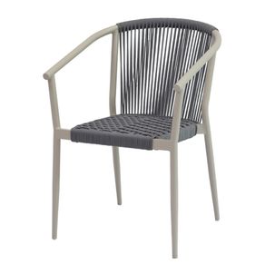 1 Cadeira Empilhavel Oliveta Rivatti 57 cm -Largura- Estrutura em Aluminio Areia e Corda Nautica Cinza